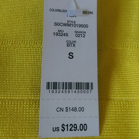 Dress - Picture 6 of 7